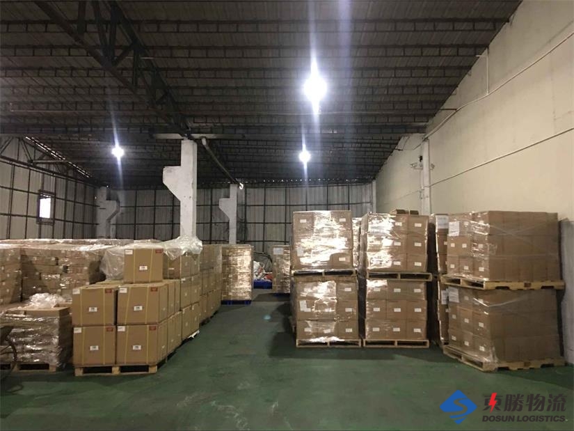 深圳倉庫租賃，深圳到香港物流運(yùn)輸, 深圳工廠裝貨送香港九龍,深圳到香港物流,香港深圳貨運(yùn)運(yùn)輸,深圳香港進(jìn)出口,深港物流專線,中港物流