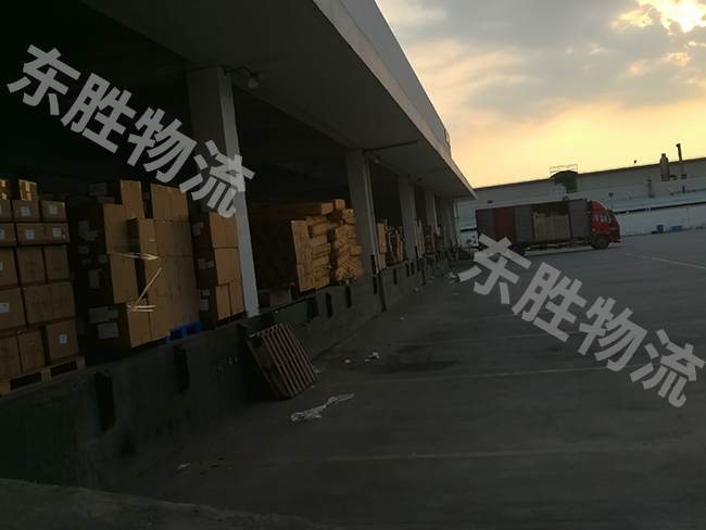 出口物流有風(fēng)險(xiǎn)，讓我們一起探討探討出口風(fēng)險(xiǎn)有哪些？東勝物流；深圳到香港物流,香港物流專(zhuān)線,深圳香港進(jìn)出口,中港物流,香港深圳貨運(yùn)運(yùn)輸-深圳市東勝物流有限公司