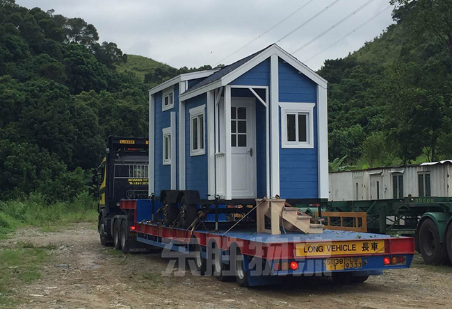香港物流專線公司怎樣保證進(jìn)出口穩(wěn)定性？深圳到香港物流-香港物流專線-中港貨運(yùn)物流運(yùn)輸專線-佛山到香港物流專線-一般貿(mào)易進(jìn)出口報(bào)關(guān)代理-倉儲(chǔ)配送-深圳市東勝物流有限公司
