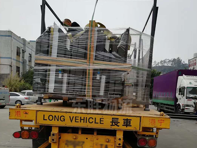 深圳到香港物流的環(huán)節(jié)解析；深圳到香港物流-香港物流專(zhuān)線-中港貨運(yùn)物流運(yùn)輸專(zhuān)線-佛山到香港物流專(zhuān)線-一般貿(mào)易進(jìn)出口報(bào)關(guān)代理-倉(cāng)儲(chǔ)配送-深圳市東勝物流有限公司