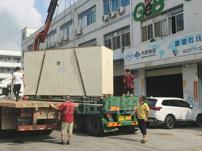 香港本地家具上樓公司：吊大件沙發(fā)、吊浴缸、吊大貨家具；澳門物流-進口報關(guān)公司-香港進口清關(guān)公司-深圳市東勝物流有限公司