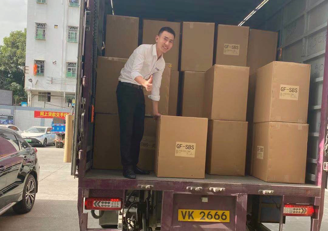 散貨零擔運輸?shù)较愀?香港倉庫分揀、派送